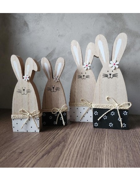 Dřevěný zajíček o výšce 15,5cm, bílý