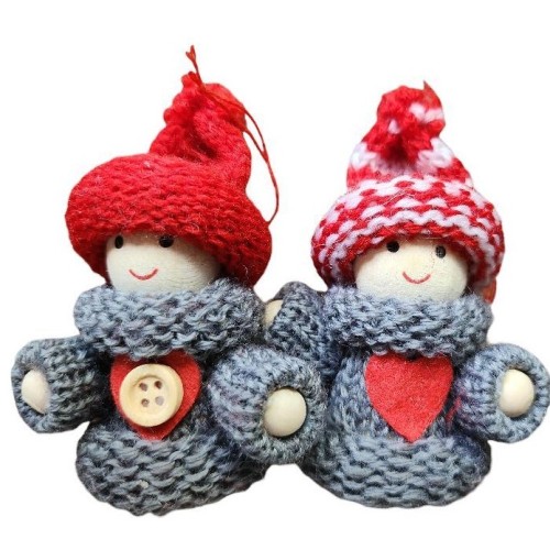 Figurky ve svetříku k zavěšení, 7cm, 4ks