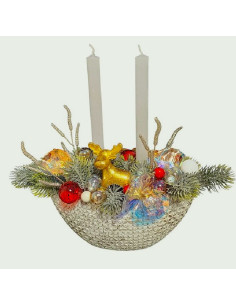 Vánoční svícen se zlatým sobíkem